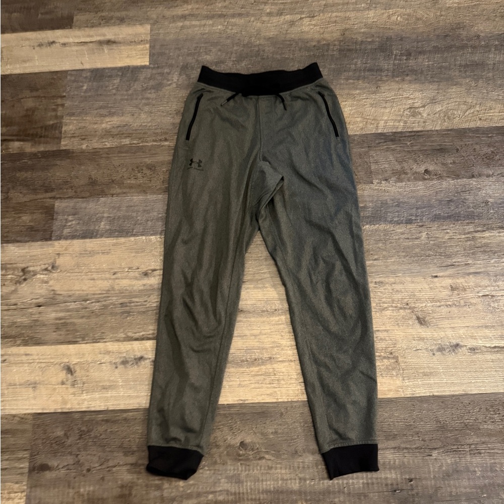 Under Armour Men's Gray Jogger Pants Small